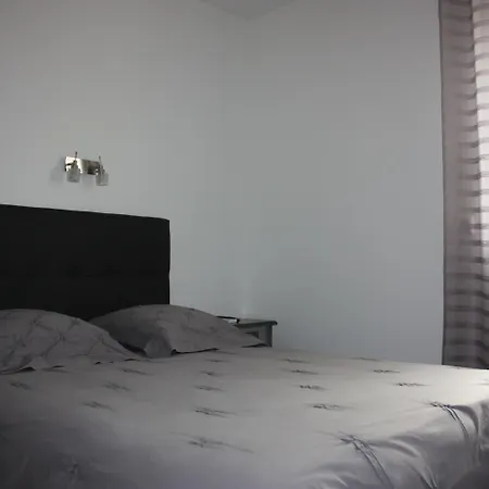 Le Midi 2* Montaigu-de-Quercy