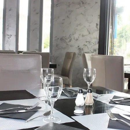 Le Midi 2* Montaigu-de-Quercy