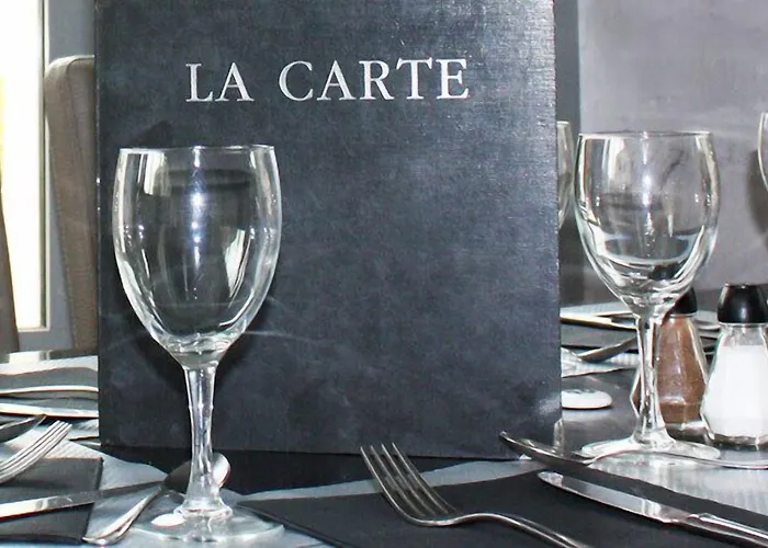 Le Midi Hotel Montaigu-de-Quercy